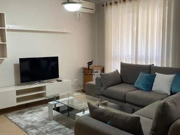 Tirane, jepet me qera apartament 1+1 Kati 5, 65 m² 800 € (RRUGA E ELBASANIT)