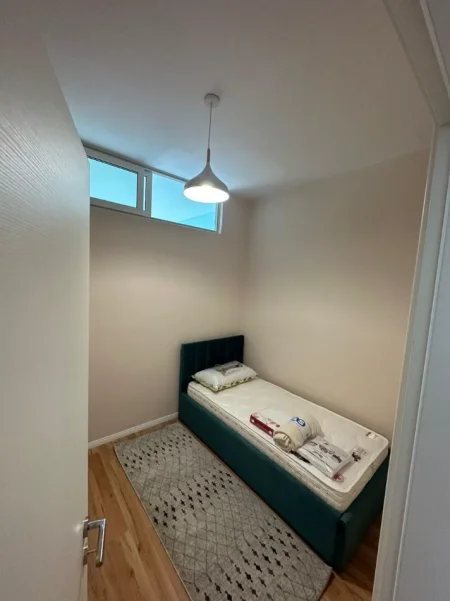 Tirane, jepet me qera apartament 2+1 Kati 7, 80 m² 600 € 