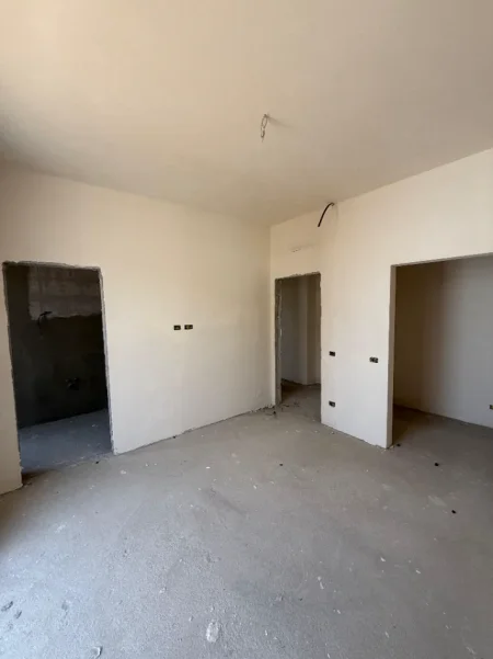 Tirane, shitet apartament 2+1 , 144 m² 317.000 € (KOMPLEKSI TULIPAN RESIDENCE)