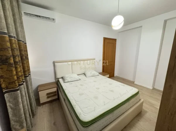 Tirane, jepet me qera apartament 2+1 Kati 5, 100 m² 500 € (Astir)
