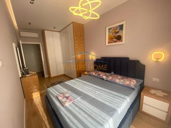 Tirane, shitet apartament 1+1+Ballkon Kati 9, 54 m² (XHAMLLIKU)