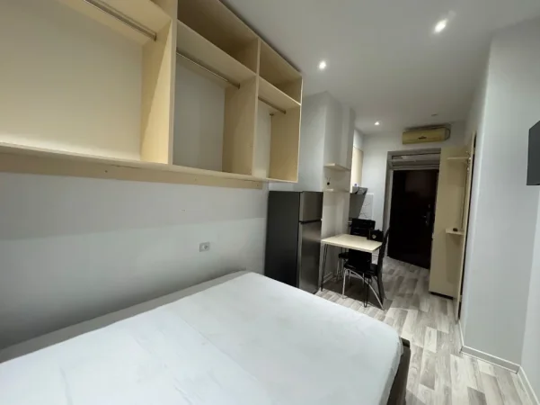 Tirane, jepet me qera garsonier Kati 0, 30 m² 450 € (Rruga e Barrikadave)