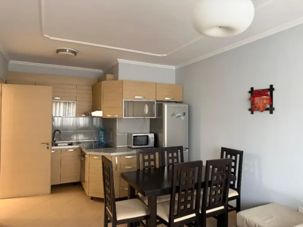 Tirane, jepet me qera apartament 1+1+Aneks+Ballkon Kati 5, 64 m² 500 € (rruga e durresit , prokuroria e tiranes)