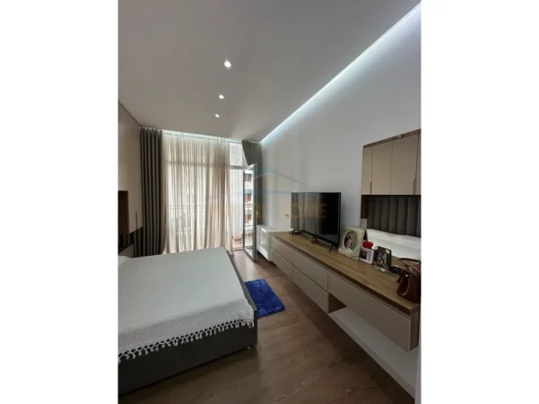 Tirane, shitet 3+1 Kati 3, 151 m² 350.000 € (Jordan Misja (usluga))