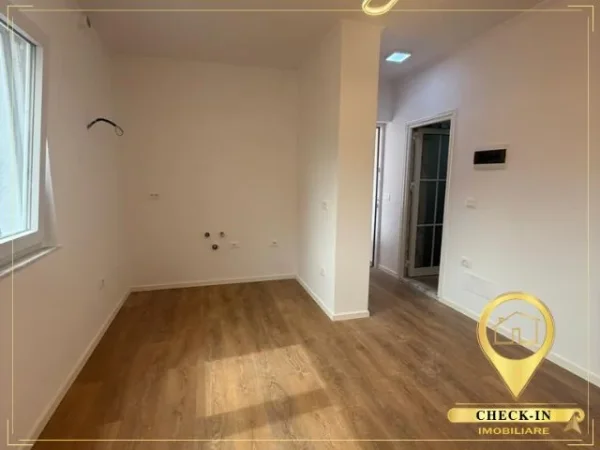 Tirane, shitet apartament 1+1+Aneks Kati 4, 40 m² 122.000 € (Rruga Dervish Hekali)