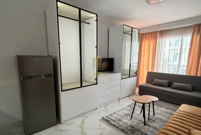 Tirane, jepet me qera garsonier 1+1 Kati 3, 40 m² 420 € (Laprake , Tek Kuploa)