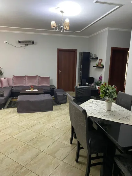 Tirane, shitet apartament 2+1+Aneks+Ballkon Kati 7, 101 m²