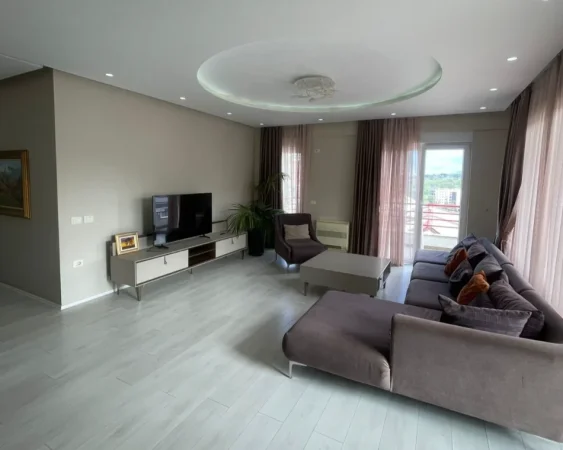 Tirane, jepet me qera apartament 3+1+Aneks+Ballkon Kati 4, 187 m² 1.400 € (liqeni i thate , Kopshti Botanik)