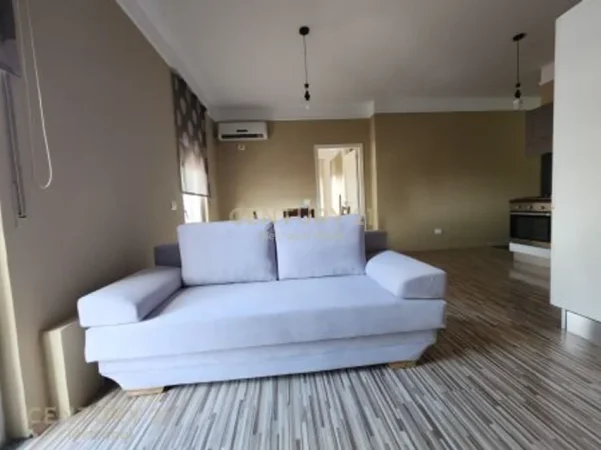 Tirane, jepet me qera apartament 2+1 Kati 5, 100 m² 800 € (Rruga Mujo Ulqinaku)