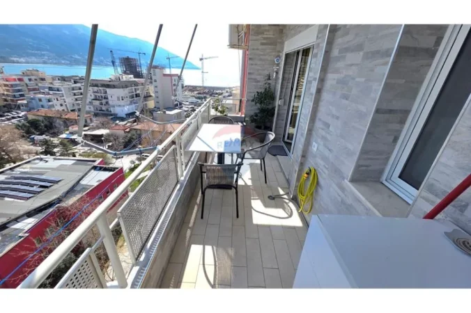 Vlore, shitet apartament 1+1 Kati 10, 85 m² 195.000 € (Rruga Kosova, Skele, Vlore)
