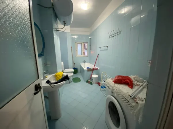 Tirane, jepet me qera apartament 2+1 Kati 2, 85 m² 580 € (Don Bosko)