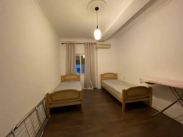 Tirane, jepet me qera apartament 2+1 Kati 2, 85 m² 580 € (Don Bosko)