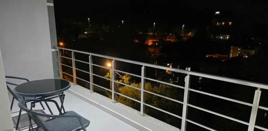 Tirane, jepet me qera apartament 1+1 Kati 3, 70 m² 450 € (RRUGA E ELBASANIT)