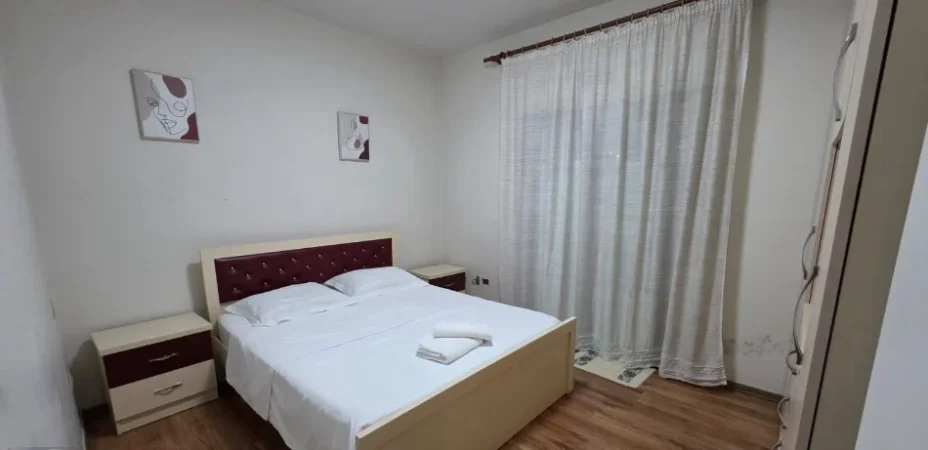 Tirane, jepet me qera apartament 1+1 Kati 3, 70 m² 450 € (RRUGA E ELBASANIT)