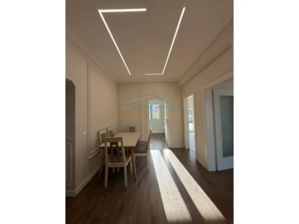 Durres, shitet apartament 2+1 Kati 3, 130.000 € 