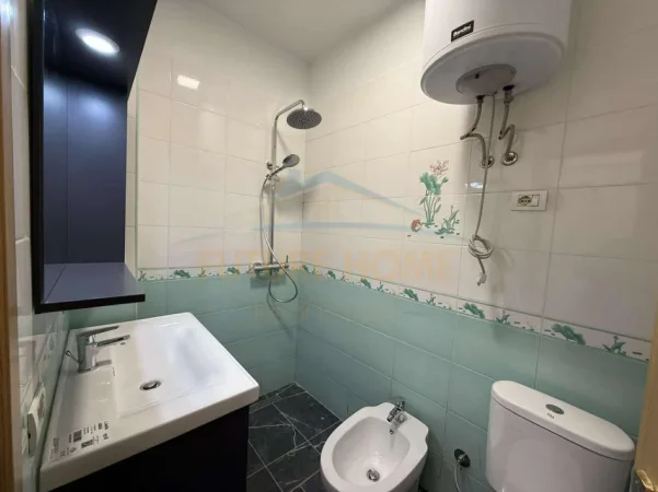 Tirane, jepet me qera apartament 2+1+Ballkon Kati 1, 102 m² 600 € (VILA L ASTIR)