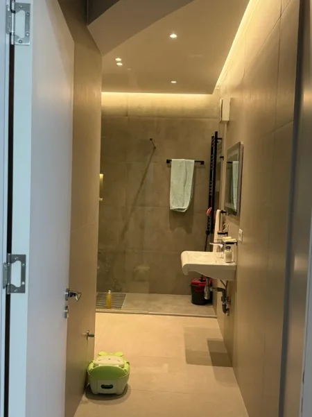 Tirane, shitet apartament duplex Dublex , 241 m² 299.900 € (Kodra e Diellit 2)