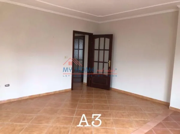 Tirane, jepet me qera zyre Kati 4, 177 m² 1.800 € (Sheshi Willson)