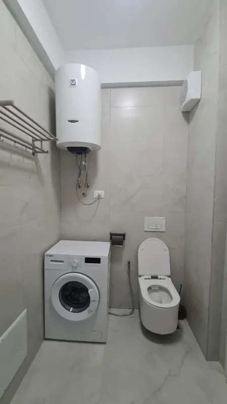 Tirane, jepet me qera apartament 1+1+Ballkon ,e kompletuar ,Kati 3, 45 m² 370 euro (Rruga Dalip Topi)Rezidenca OXA