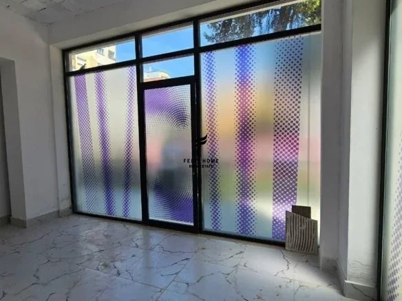 Tirane, jepet me qera dyqan Kati 0, 27 m² 450 € (RRUGA E DURRESIT)