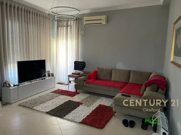 Tirane, shitet apartament 1+1 Kati 4, 78 m² 135.000 € (Fresk)