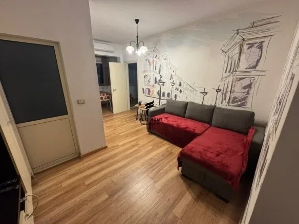 Tirane, jepet me qera apartament 1+1 Kati 3, 70 m² 450 € 