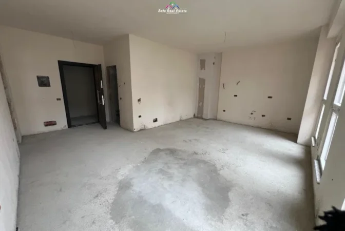 Tirane, shes apartament 1+1 Kati 7, 67 m² 105.300 € (Rruga Luigj Benusi)