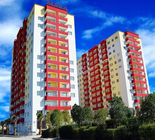 Tirane, jepet me qera apartament 1+1+Ballkon Kati 3, 65 m² 430 € (Kthesa e Kamzes, Tek terminali i autobuseve)