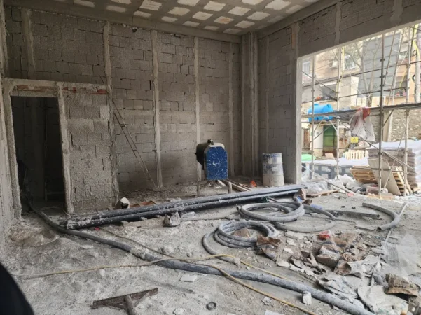 Tirane, Liste me oferta Kati 0, 48 m² 