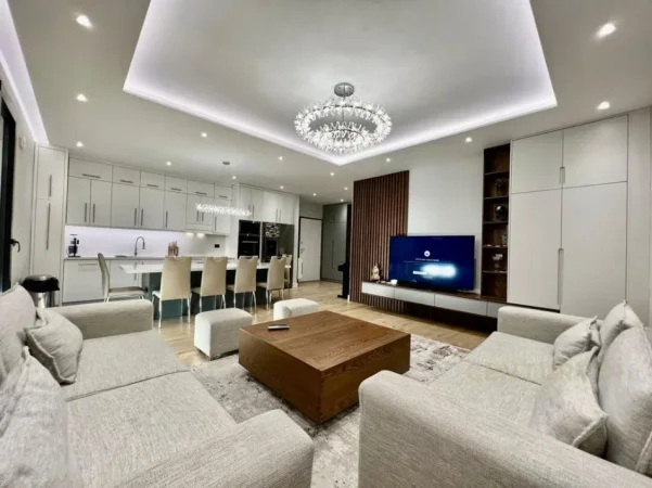 Tirane, shitet apartament 3+1+Ballkon Kati 2, 149 m² 495.000 € (Teg)