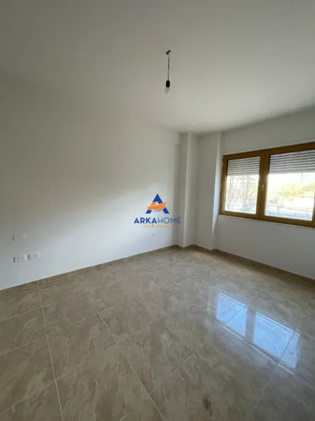 Tirane, jepet me qera Kati 2, 104 m² 2.675 € 