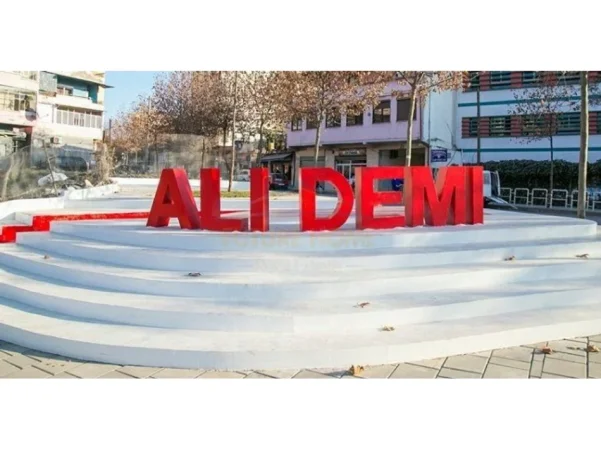 Tirane, shes apartament 1+1 Kati 1, 57 m² 105.000 € (ALI DEM)