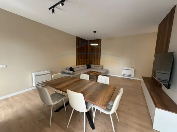 Tirane, jepet me qera apartament 2+1+Ballkon Kati 1, 134 m² 1.600 € (Green Valley)