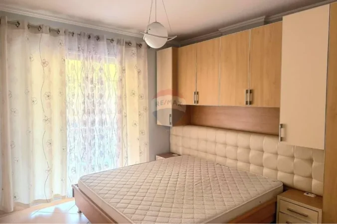 Tirane, jepet me qera 1+1+Aneks+Ballkon , 60 m² 500 € (Rruga Haxhi Hysendalliu)