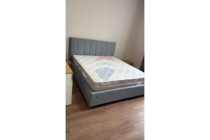 jepet me qera 1+1 , 70 m² 500 € (Ish Frigoriferi)