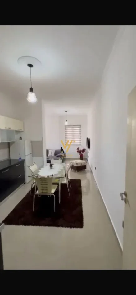 Tirane, jepet me qera apartament 2+1+Ballkon Kati 1, 110 m² 700 € (KODRA E DIELLIT)