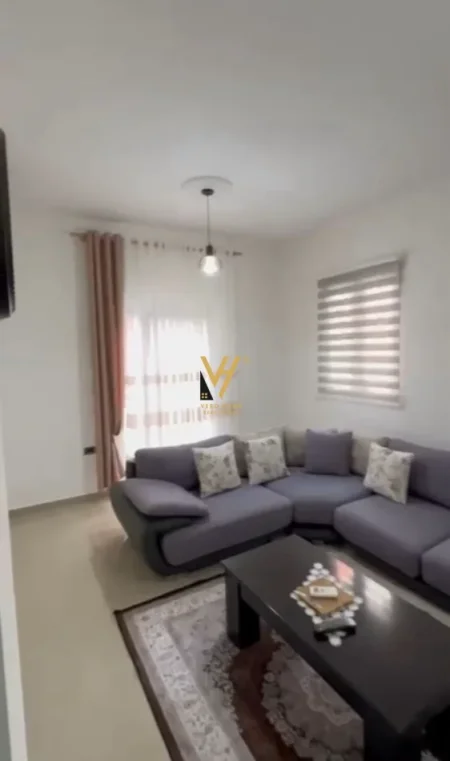 Tirane, jepet me qera apartament 2+1+Ballkon Kati 1, 110 m² 700 € (KODRA E DIELLIT)