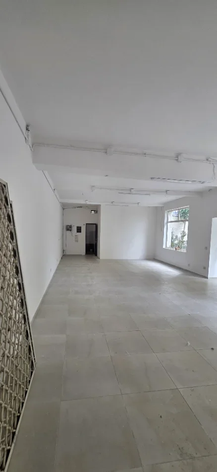 Tirane, jepet me qera ambjent biznesi , 100 m² 1.500 € (Tregu Elektrik)