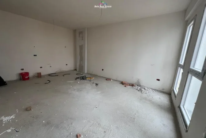 Tirane, shes apartament 1+1+Ballkon Kati 1, 62 m² 97.400 € (astir)