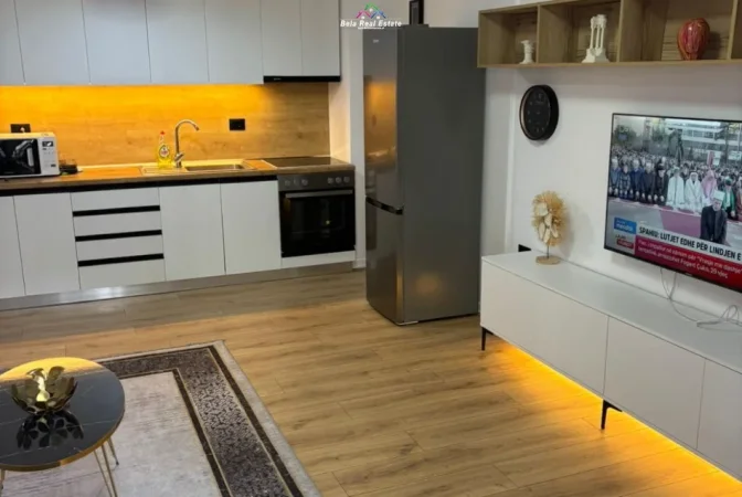 Tirane, jepet me qera apartament 2+1 Kati 5, 100 m² 730 € (ndre mjeda)