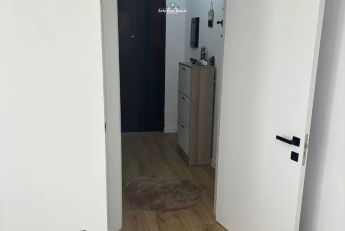 Tirane, jepet me qera apartament 2+1 Kati 5, 100 m² 730 € (ndre mjeda)