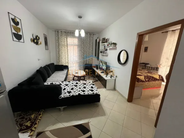 Tirane, shitet apartament 2+1+Aneks+Ballkon Kati 2, 87 m² 160.000 € (kodra e diellit)