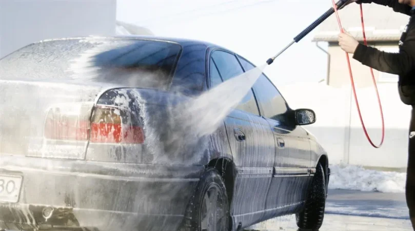 Tirane, jepet me qera garazh | post parkimi LAVAZH  Kati 0, 650 m² 1.500 € (mezez)