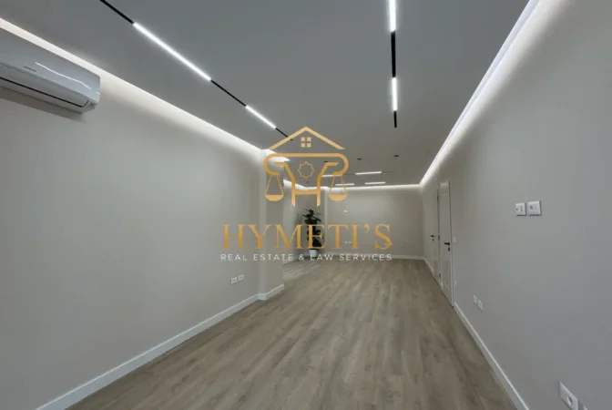 Tirane, jepet me qera ambjent biznesi Kati 2, 131 m² 26.000 € (perballe COIN, Tiranë)