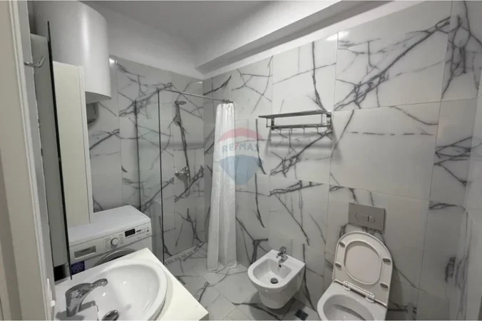 Tirane, jepet me qera apartament 1+1+Ballkon , 67 m² 450 € (Urban Gate Residence, Tiranë)
