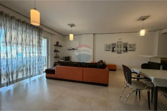 Tirane, jepet me qera apartament 2+1+Ballkon Kati 5, 120 m² 750 € (Rruga Dritan Hoxha, Zogu i Zi)