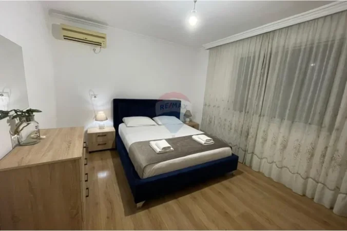 Tirane, jap me qera apartament 1+1+Ballkon Kati 5, 81 m² 600 € (Stacionit të Trenit, tek BKT)