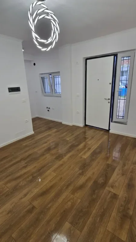 Tirane, Shiten 2 Garsoniere | Pranë Vasil Shantos, Tiranë, 59 m² 80.000 € (Prane Vasil Shantos, Tirane)