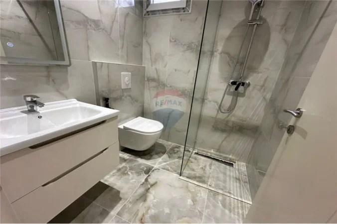 Tirane, jepet me qera apartament , 105 m² 620 € 