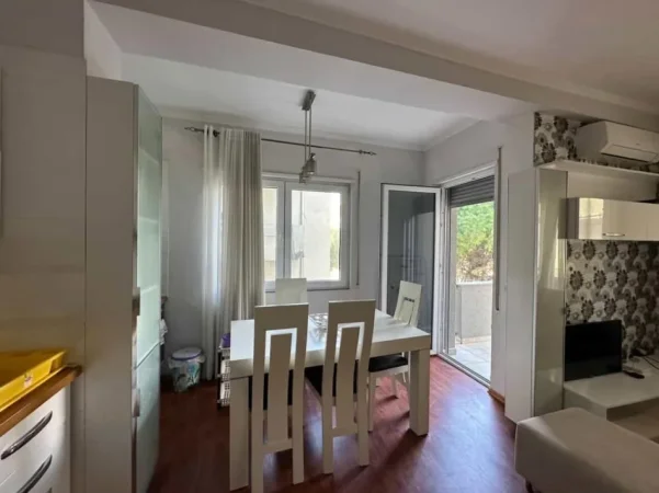 Shkembi Kavajes, shes apartament 1+1+Ballkon Kati 3, 75 m² 145.000 € (Shkembi i kavajes Durrës)